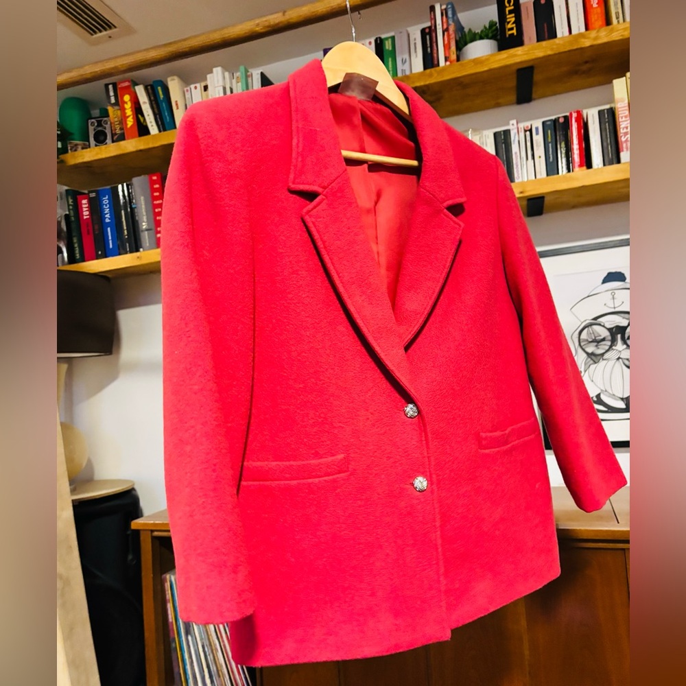Tan Jay Vintage Wool Fushia Blazer with silver buttons